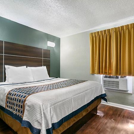 Knights Inn Bristol Levittown Dış mekan fotoğraf