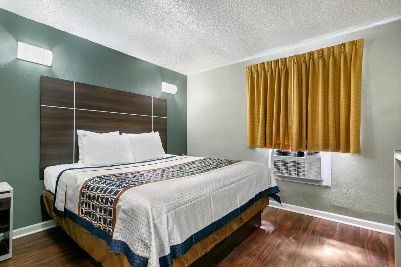 Knights Inn Bristol Levittown Dış mekan fotoğraf