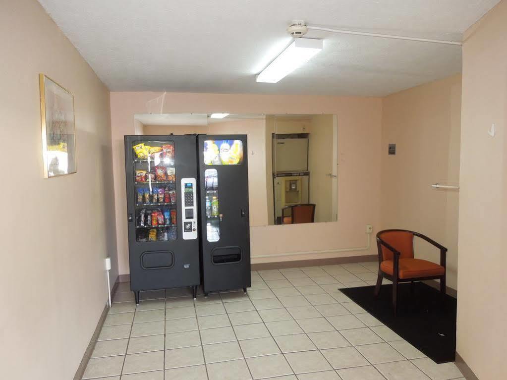 Knights Inn Bristol Levittown Dış mekan fotoğraf